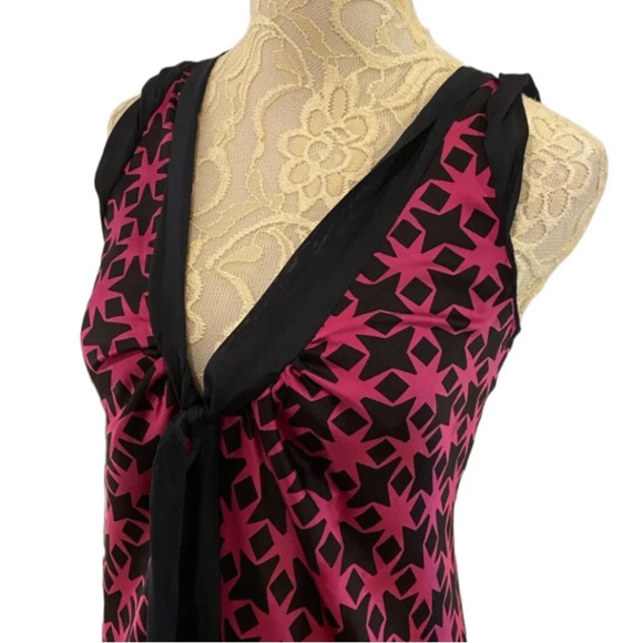 Common Thread Silk Sleeveless Bubble Hem Dress - Picture 4 of 9